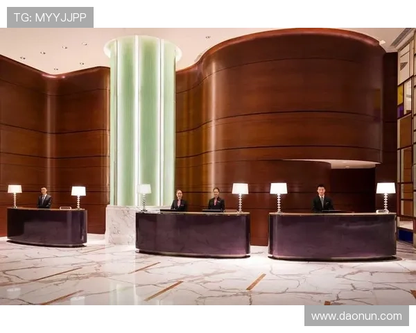 奥门皇冠：澳门皇冠酒店的历史背景与品牌发展故事