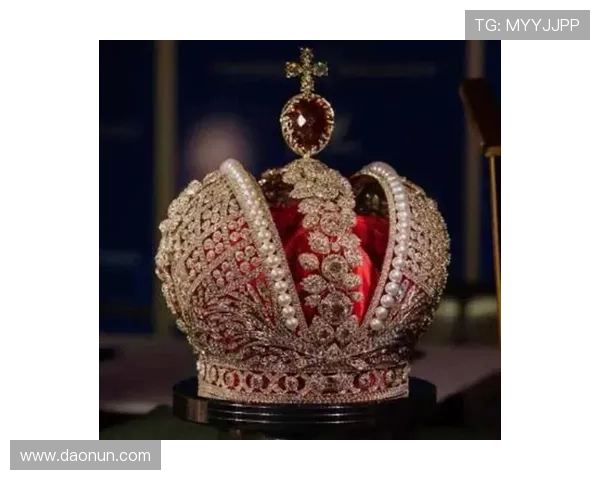 欧洲皇冠的设计与工艺展现欧洲皇室的奢华与精湛工艺水平 欧洲皇冠的设计与工艺展现欧洲皇室的奢华与精湛工艺水平